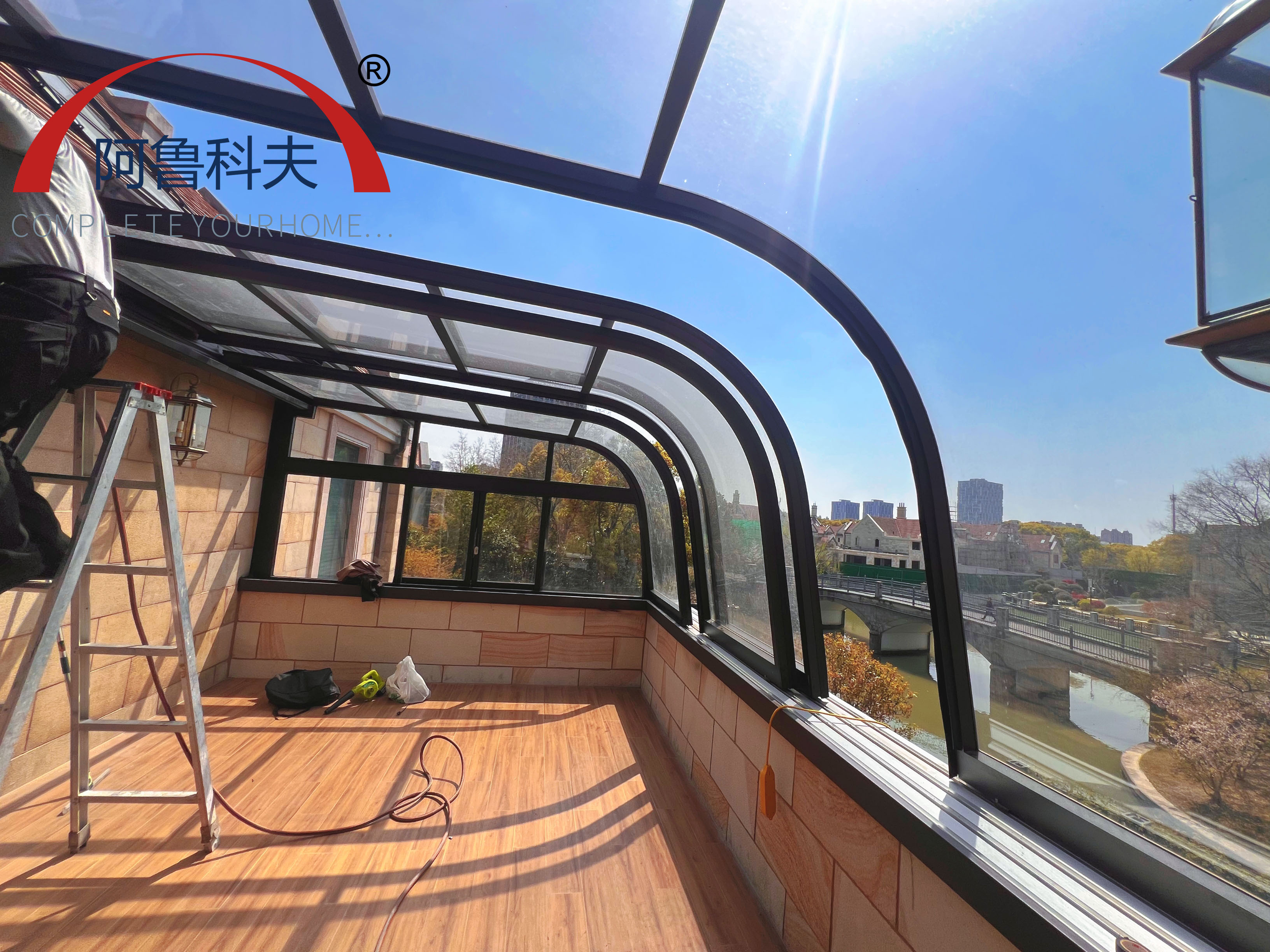 上海移動陽臺項目實拍——收尾中